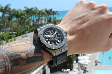 hublot big bang on hand